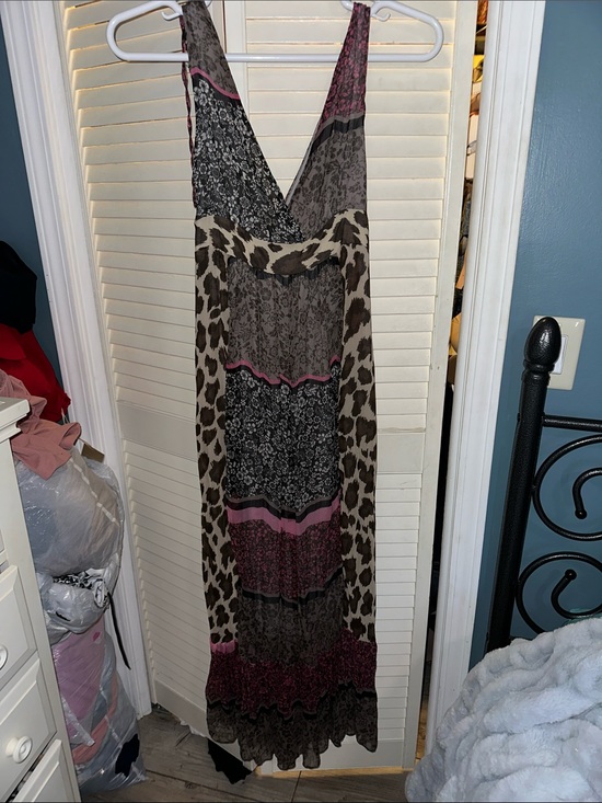 Rinascimento Dresses & Skirts - Rinascimento Taupe and Pink Mixed-Print V-Neck Maxi Dress with Animal Motif